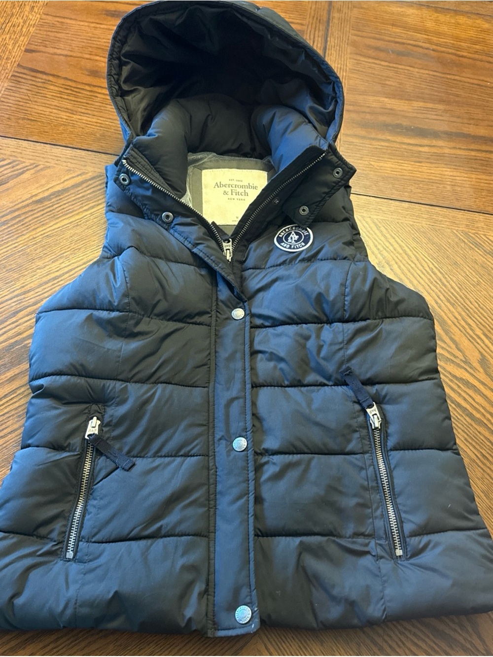 Abercrombie & Fitch Black Puffer Vest Fleece Lined Full Zip Button Front Medium